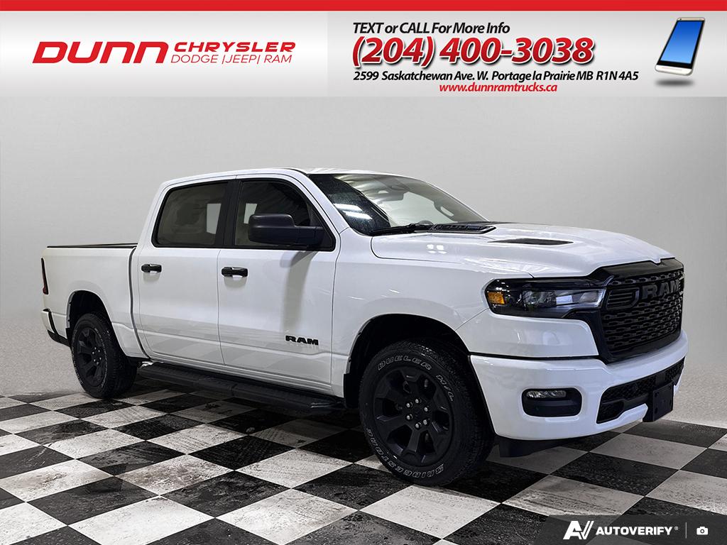 RAM 1500 Express Crew Cab 4WD 2025