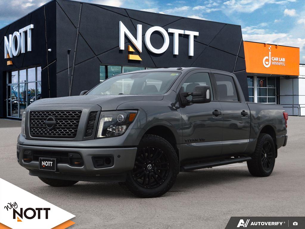  2018 Nissan Titan SV Crew Cab 4WD   